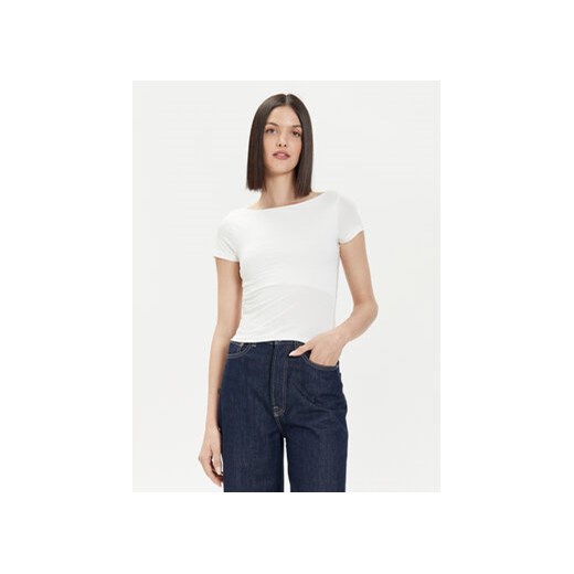 Gina Tricot T-Shirt 21319 Biały Slim Fit ze sklepu MODIVO w kategorii Bluzki damskie - zdjęcie 172020179