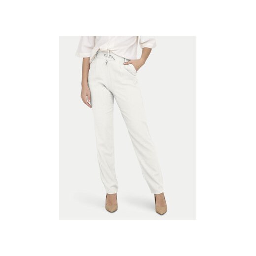 ONLY Spodnie materiałowe Caro Poptrash 15278710 Biały Comfort Fit ze sklepu MODIVO w kategorii Spodnie damskie - zdjęcie 172020229