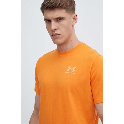 Under Armour t-shirt męski kolor pomarańczowy z nadrukiem 1326799 ze sklepu ANSWEAR.com w kategorii T-shirty męskie - zdjęcie 172021166