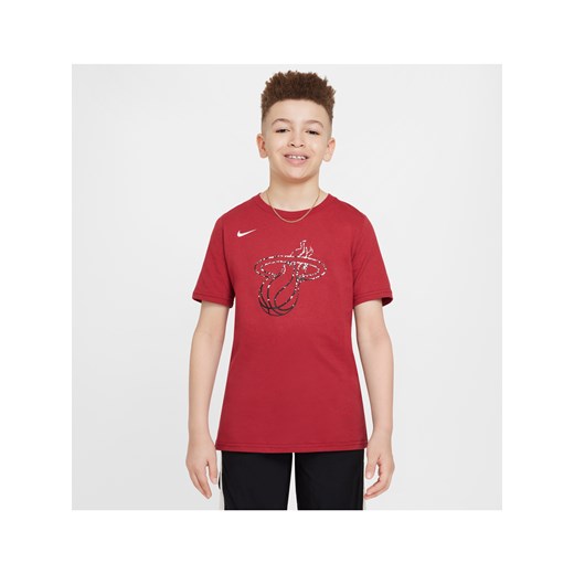 T-shirt dla dużych dzieci (chłopców) Nike NBA Miami Heat Essential - Czerwony ze sklepu Nike poland w kategorii T-shirty chłopięce - zdjęcie 172023828