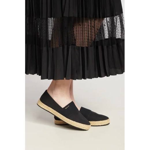 Espadryle damskie Gant płaskie bez zapięcia na wiosnę z tkaniny 