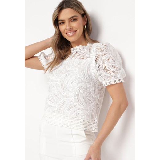 Biała Bluzka Laodinna ze sklepu Born2be Odzież w kategorii Bluzki damskie - zdjęcie 172030705