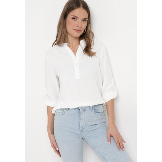 Biała Bluzka z Tkaniny Plumeti z Guzikami Irlena ze sklepu Born2be Odzież w kategorii Bluzki damskie - zdjęcie 172032987