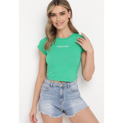 Zielony Dopasowany T-shirt Cropped z Napisem z Pzodu Yaloena ze sklepu Born2be Odzież w kategorii Bluzki damskie - zdjęcie 172046655