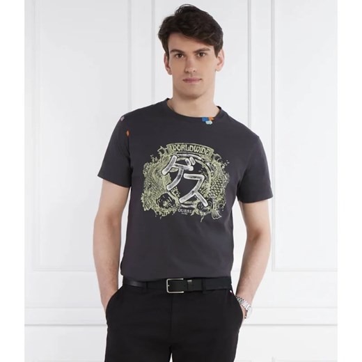 GUESS T-shirt JAPANESE IDEOG | Regular Fit ze sklepu Gomez Fashion Store w kategorii T-shirty męskie - zdjęcie 172069969