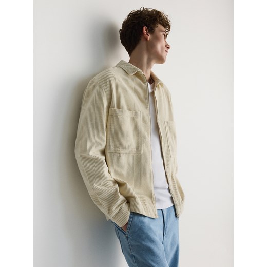 Reserved - Sztruksowa koszula comfort fit - złamana biel ze sklepu Reserved w kategorii Koszule męskie - zdjęcie 172086025