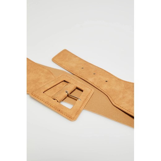 Szeroki pasek z klamrą beżowy S Moodo.pl