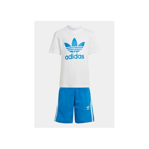 adidas Komplet t-shirt i spodenki adicolor IR6934 Niebieski Regular Fit ze sklepu MODIVO w kategorii Komplety chłopięce - zdjęcie 172104607