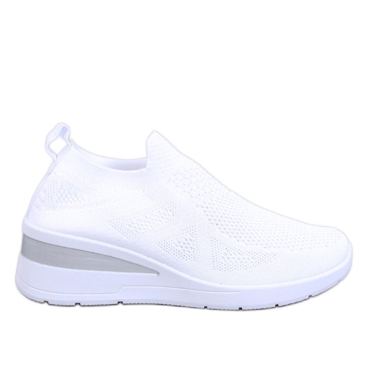 Sneakersy na koturnie skarpetkowe Bayol White białe ze sklepu ButyModne.pl w kategorii Buty sportowe damskie - zdjęcie 172108027