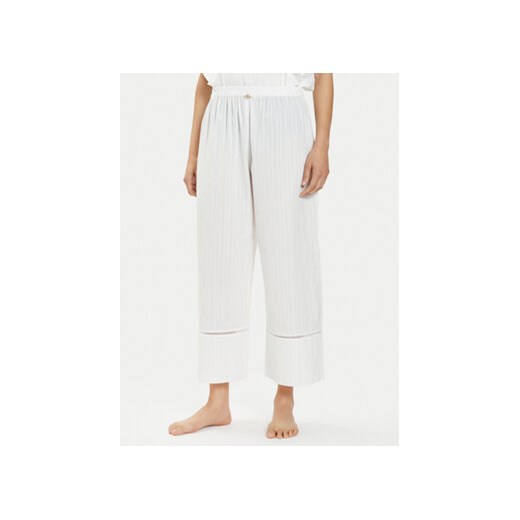 Emporio Armani Underwear Spodnie piżamowe 164834 4R244 92810 Biały Relaxed Fit ze sklepu MODIVO w kategorii Piżamy damskie - zdjęcie 172133619