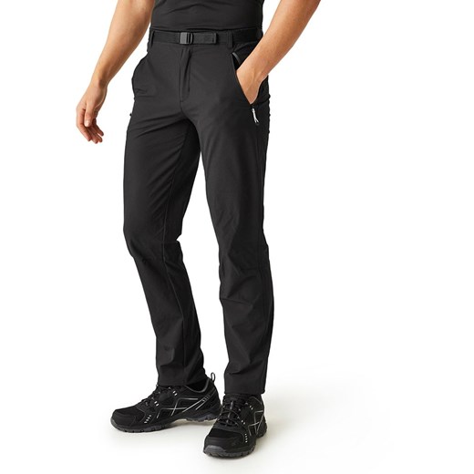 Regatta Spodnie funkcyjne &quot;Xert III&quot; w kolorze czarnym ze sklepu Limango Polska w kategorii Spodnie męskie - zdjęcie 172138377
