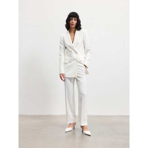 Reserved - Spodnie cygaretki w kant - biały ze sklepu Reserved w kategorii Spodnie damskie - zdjęcie 172139725