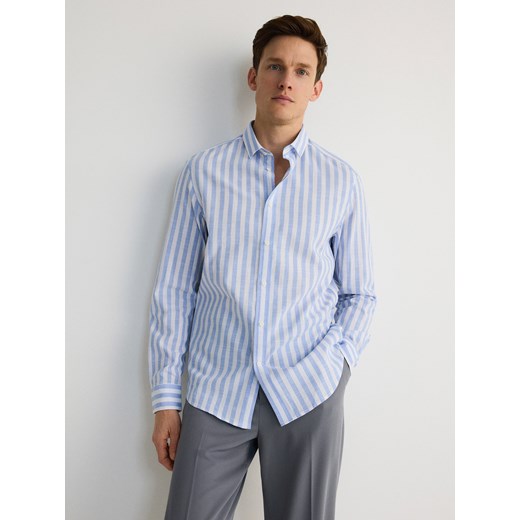 Reserved - Koszula regular fit w paski - jasnoniebieski ze sklepu Reserved w kategorii Koszule męskie - zdjęcie 172140815