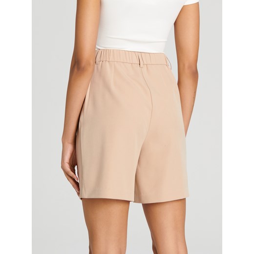 Sinsay - Szorty z wysokim stanem - kremowy Sinsay XL Sinsay