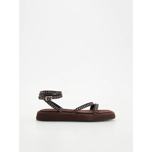 Reserved - Skórzane sandały z paskami - ciemnobrązowy ze sklepu Reserved w kategorii Sandały damskie - zdjęcie 172146019