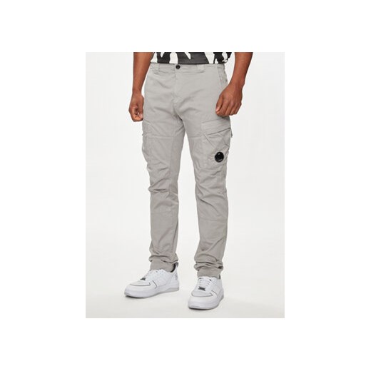 C.P. Company Spodnie materiałowe 16CMPA063A005694G Szary Slim Fit ze sklepu MODIVO w kategorii Spodnie męskie - zdjęcie 172158895