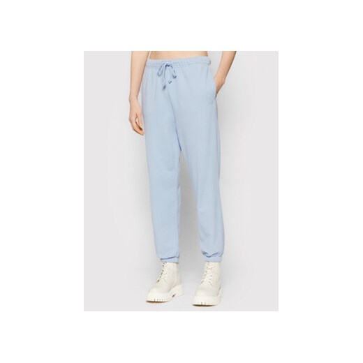 Levi's® Spodnie dresowe A0887-0016 Błękitny Regular Fit ze sklepu MODIVO w kategorii Spodnie damskie - zdjęcie 172166056