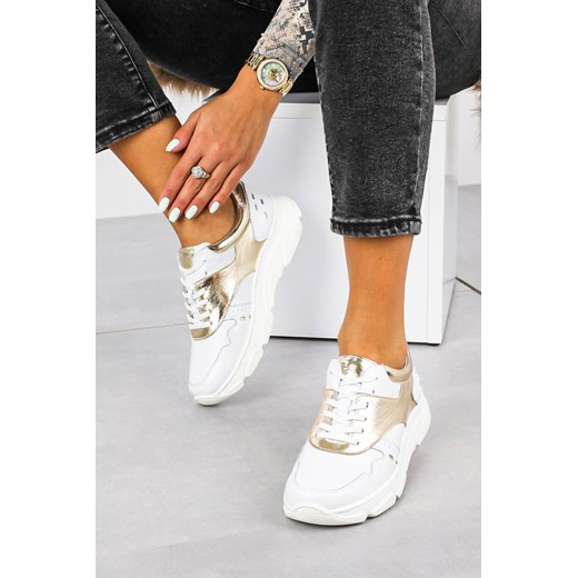 Białe sneakersy Kati buty sportowe sznurowane 7038 ze sklepu Casu.pl w kategorii Buty sportowe damskie - zdjęcie 172175118