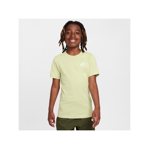 T-shirt dla dużych dzieci Nike Sportswear - Zieleń ze sklepu Nike poland w kategorii T-shirty chłopięce - zdjęcie 172184637