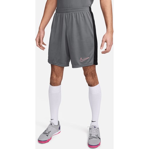 Męskie spodenki piłkarskie Dri-FIT Nike Academy - Szary ze sklepu Nike poland w kategorii Spodenki męskie - zdjęcie 172184675