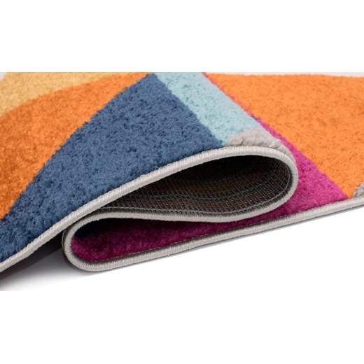 Kolorowy nowoczesny dywan w trójkąty - Caso 6X Profeos One Size okazja Edinos.pl