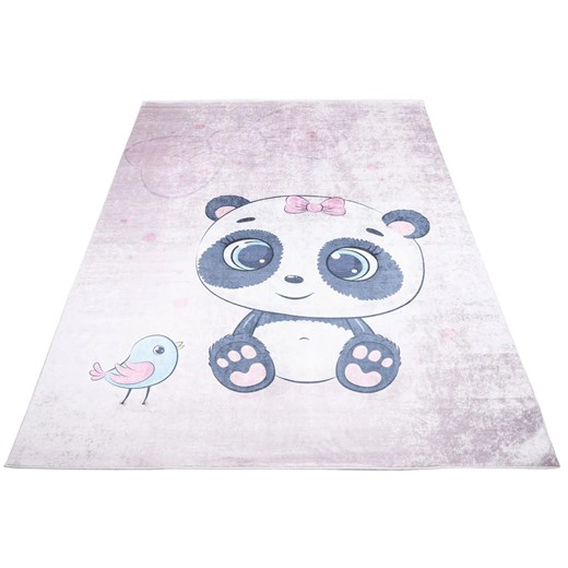 Różowy dywan dziecięcy skandynawski z małą pandą - Limi 3X ze sklepu Edinos.pl w kategorii Tekstylia dziecięce - zdjęcie 172223889