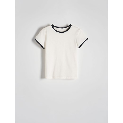 Reserved - T-shirt z kontrastową lamówką - złamana biel ze sklepu Reserved w kategorii Bluzki damskie - zdjęcie 172242027