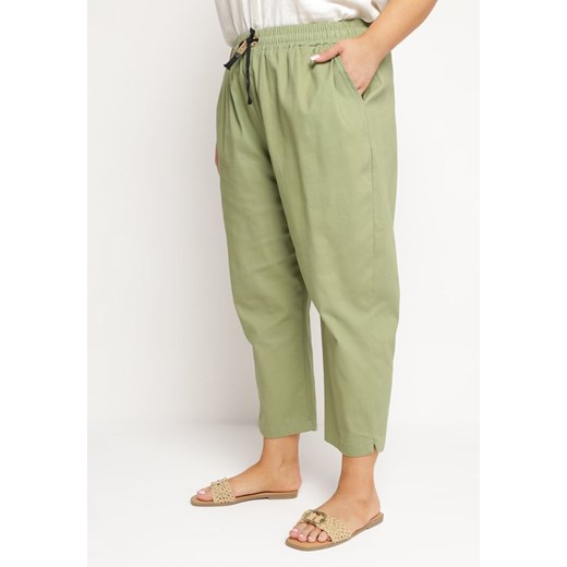 Zielone Spodnie z Troczkiem 7/8 z Bawełny Cranestra ze sklepu Born2be Odzież w kategorii Spodnie damskie - zdjęcie 172244329