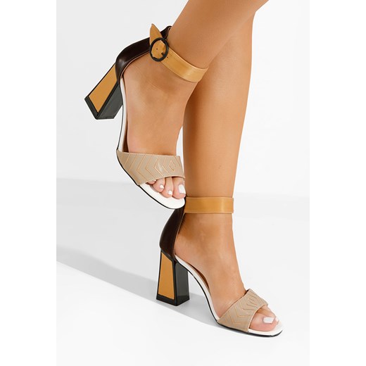 Beżowe sandały damskie na słupku Emina ze sklepu Zapatos w kategorii Sandały damskie - zdjęcie 172249477