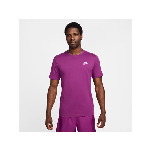 T-shirt męski Nike Sportswear Club - Fiolet ze sklepu Nike poland w kategorii T-shirty męskie - zdjęcie 172249817