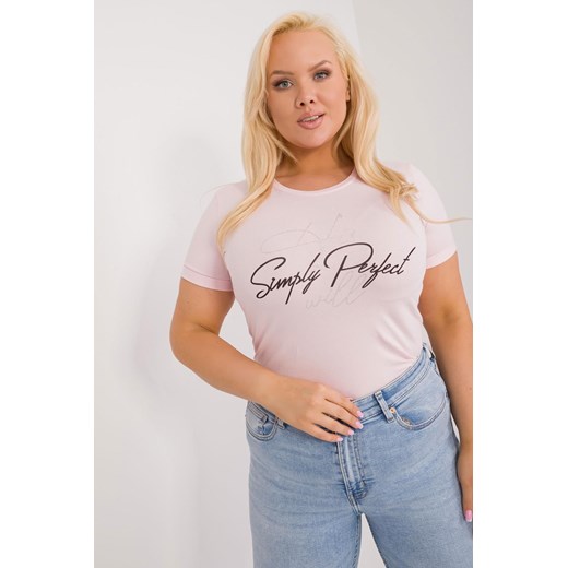 Dopasowany T-Shirt plus size z napisem jasny różowy ze sklepu 5.10.15 w kategorii Bluzki damskie - zdjęcie 172272656
