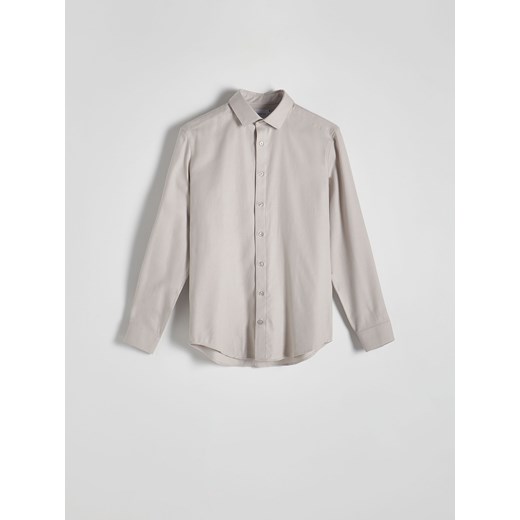 Reserved - Gładka koszula slim fit - beżowy ze sklepu Reserved w kategorii Koszule męskie - zdjęcie 172274556