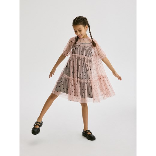 Reserved - Tiulowa sukienka w groszki - różowy ze sklepu Reserved w kategorii Sukienki dziewczęce - zdjęcie 172274586