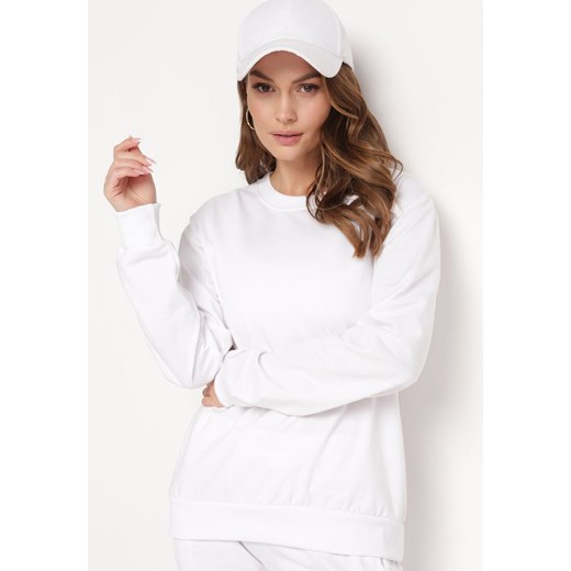 Biała Klasyczna Bluza Wkładana przez Głowę Fosemia ze sklepu Born2be Odzież w kategorii Bluzy damskie - zdjęcie 172275778