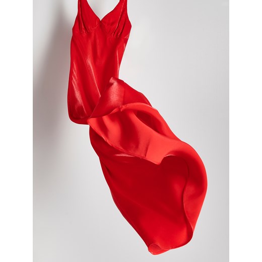 Sukienka Reserved na ramiączkach z dekoltem w literę v maxi 