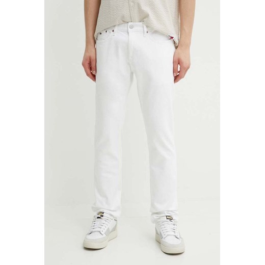 Tommy Jeans jeansy męskie kolor biały DM0DM18746 ze sklepu ANSWEAR.com w kategorii Jeansy męskie - zdjęcie 172277876