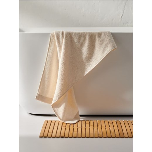 Sinsay - Ręcznik - kremowy ze sklepu Sinsay w kategorii Ręczniki - zdjęcie 172282668