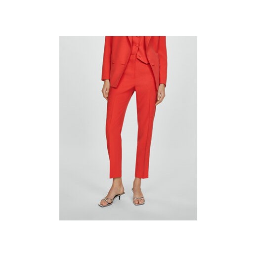 Mango Spodnie materiałowe Tempo 67055728 Czerwony Slim Fit ze sklepu MODIVO w kategorii Spodnie damskie - zdjęcie 172288676