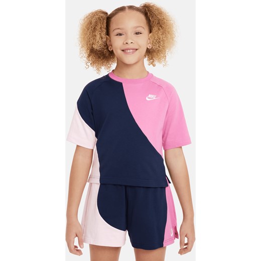 Dżersejowa koszulka dla dużych dzieci (dziewcząt) Nike Sportswear - Niebieski ze sklepu Nike poland w kategorii Bluzki dziewczęce - zdjęcie 172292236