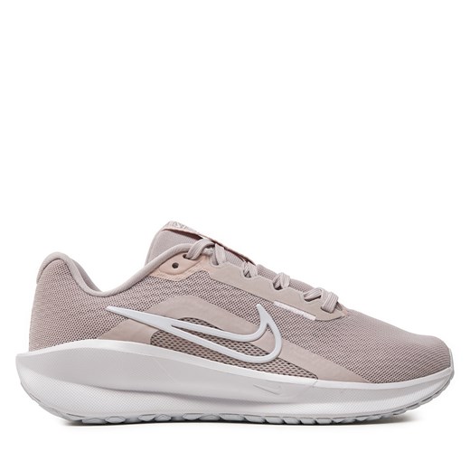 Buty do biegania Nike Downshifter 13 FD6476 007 Fioletowy ze sklepu eobuwie.pl w kategorii Buty sportowe damskie - zdjęcie 172298475