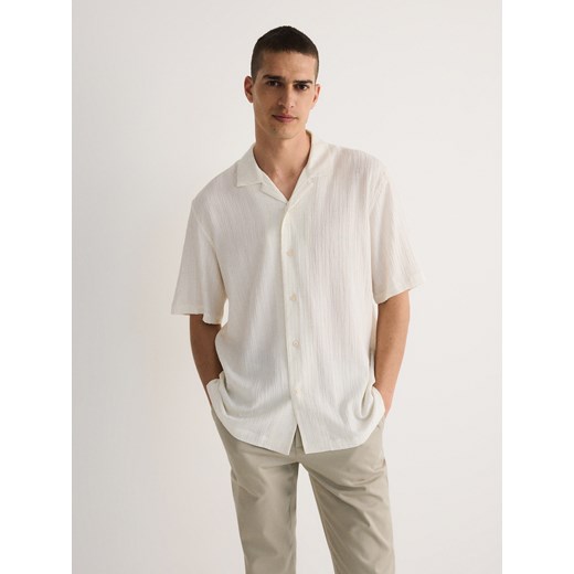 Reserved - Koszula ze struktralnej tkaniny - beżowy ze sklepu Reserved w kategorii Koszule męskie - zdjęcie 172303426