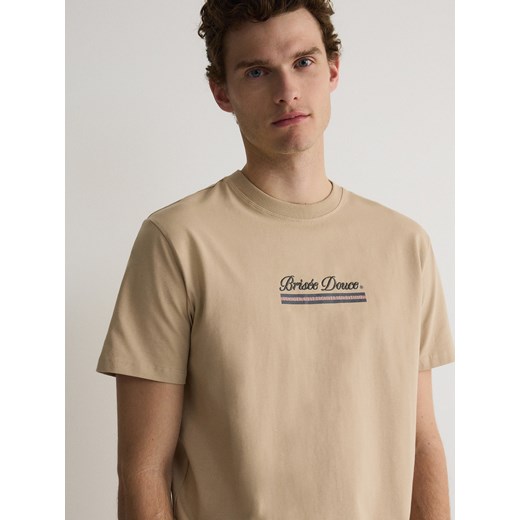 Reserved - T-shirt regular z aplikacją - beżowy ze sklepu Reserved w kategorii T-shirty męskie - zdjęcie 172306515