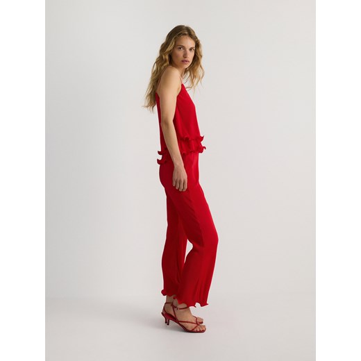 Reserved - Spodnie z falbanką - czerwony ze sklepu Reserved w kategorii Spodnie damskie - zdjęcie 172310909