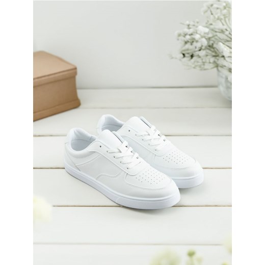 Sinsay - Sneakersy - biały ze sklepu Sinsay w kategorii Buty sportowe damskie - zdjęcie 172328218
