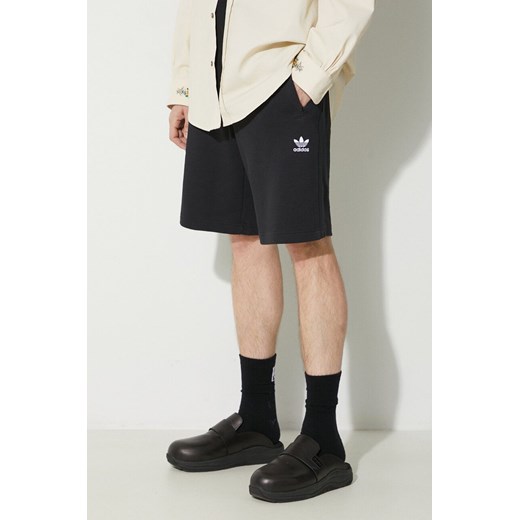 adidas Originals szorty bawełniane Essential kolor czarny IR6849 ze sklepu PRM w kategorii Spodenki męskie - zdjęcie 172333776
