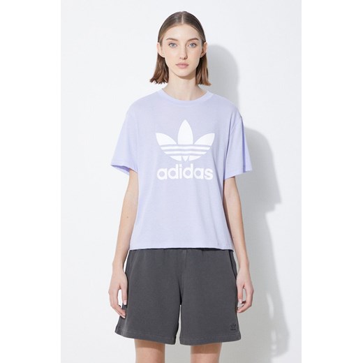 adidas Originals t-shirt damski kolor fioletowy IN8439 ze sklepu PRM w kategorii Bluzki damskie - zdjęcie 172333839