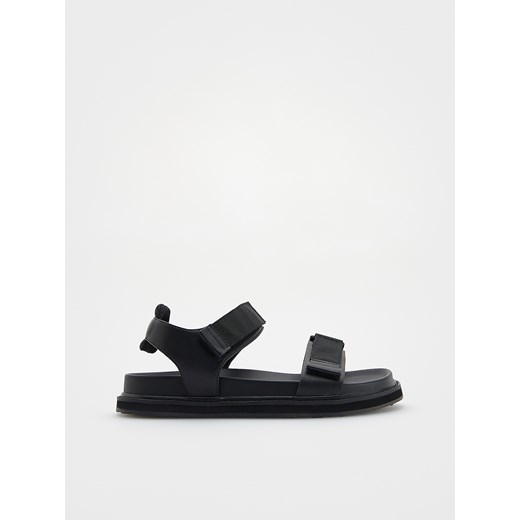 Reserved - Sandały z paskami - czarny ze sklepu Reserved w kategorii Sandały męskie - zdjęcie 172337138