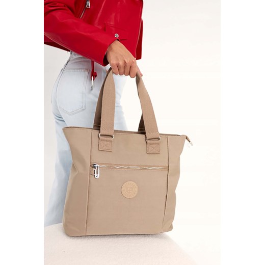 Nylonowy, pojemny shopper damski beżowy - Peterson ze sklepu 5.10.15 w kategorii Torby Shopper bag - zdjęcie 172338305