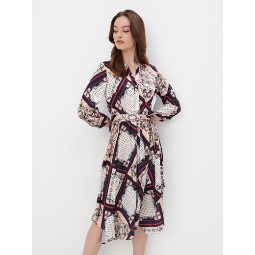 Mohito - Koszulowa sukienka midi we wzory - kremowy ze sklepu Mohito w kategorii Sukienki - zdjęcie 172355859