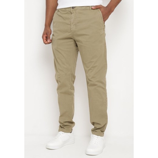 Ciemnobeżowe Bawełniane Spodnie Regular z Kieszeniami Anrodea ze sklepu Born2be Odzież w kategorii Spodnie męskie - zdjęcie 172360165